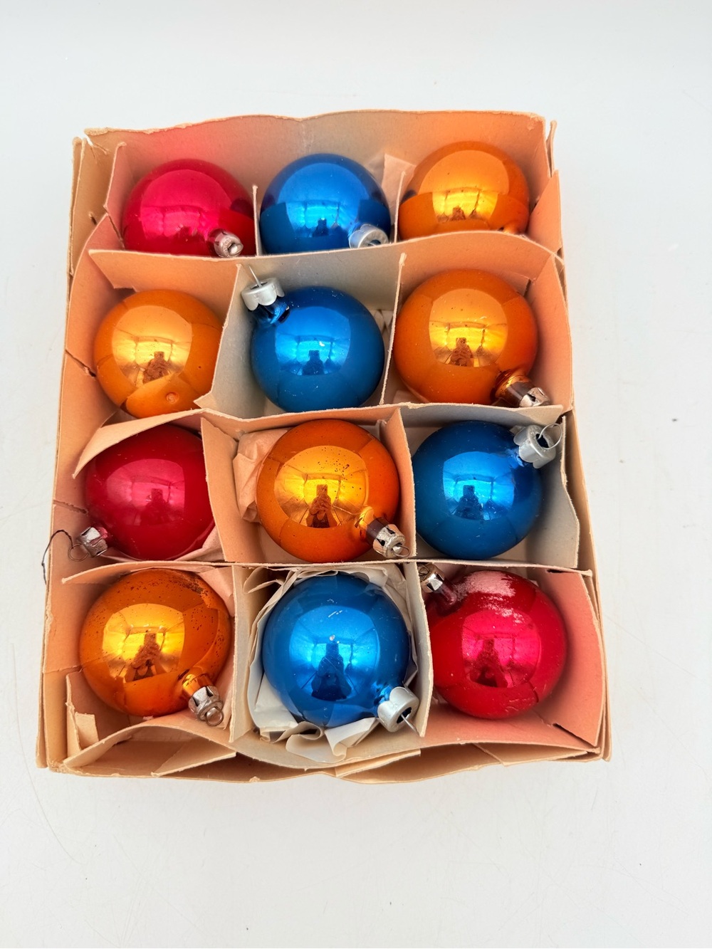 Vintage round Festive Glass Christmas tree Ornaments  multicoloured